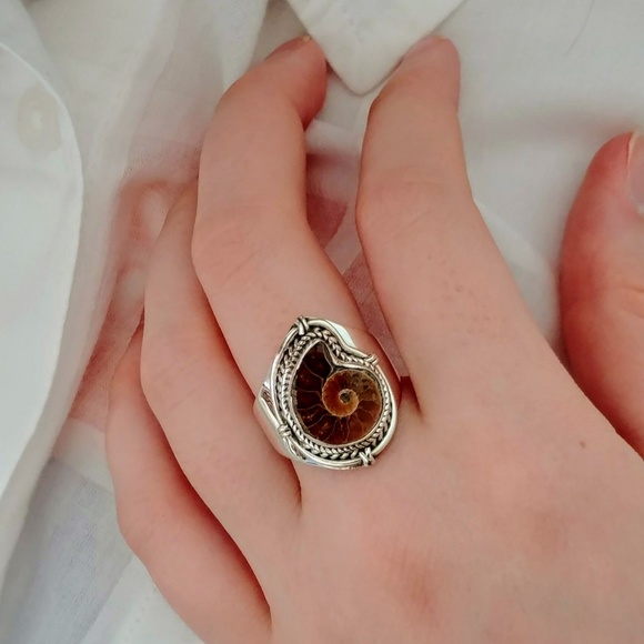 Jewelry - Ammolite Fossil Sterling Artisan Ring